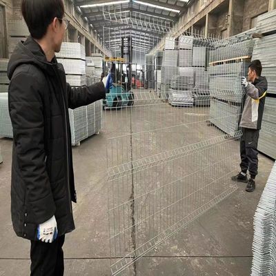 0.6m - 3.0m Υψόμετρο Ζυγισμένο 3d καμπυλωτό φράχτη για πλαίσια φράχτη παιδικής χαράς