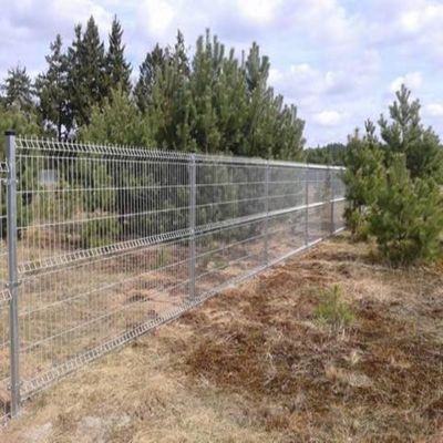 4 πόδια σιδηροπλέγμα γαλβανισμένο 3d καμπυλωτό φράχτη για το σταθμό διοδίων