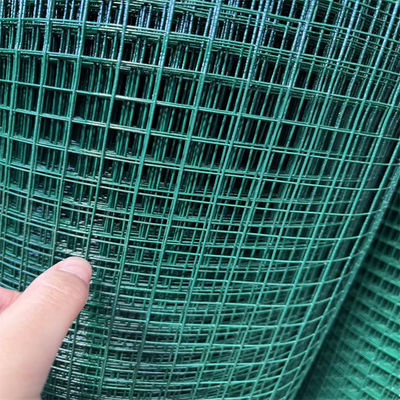 6 μεγέθους PVC επικαλυμμένο συγκολλημένο συρματόπλεγμα Ζυγισμένο σιδηρούν συρματόπλεγμα με τετραγωνική τρύπα Steel Wire Mesh Roll
