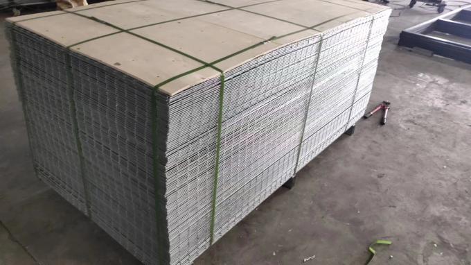 12 14 16 18 Gauge Livestock Animal Galvanized Welded Wire Mesh Fence Black 1