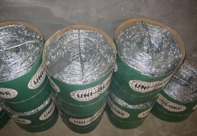 10kg &alpha;&pi;ό &alpha;&nu;&omicron;&xi;&epsilon;ί&delta;&omega;&tau;&omicron; &chi;ά&lambda;&upsilon;&beta;&alpha; Concertina Wire Mesh Security Mesh Barbed Wire Fencing 12